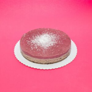 Raw torta lesne plody