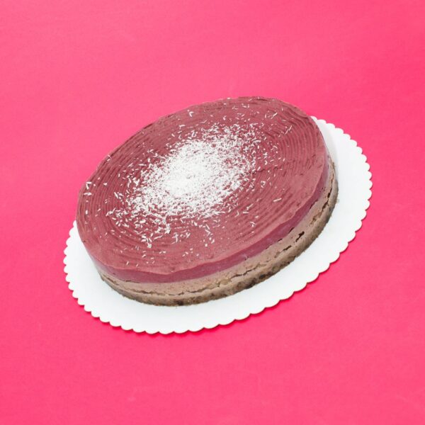 Raw torta z lesnych plodov
